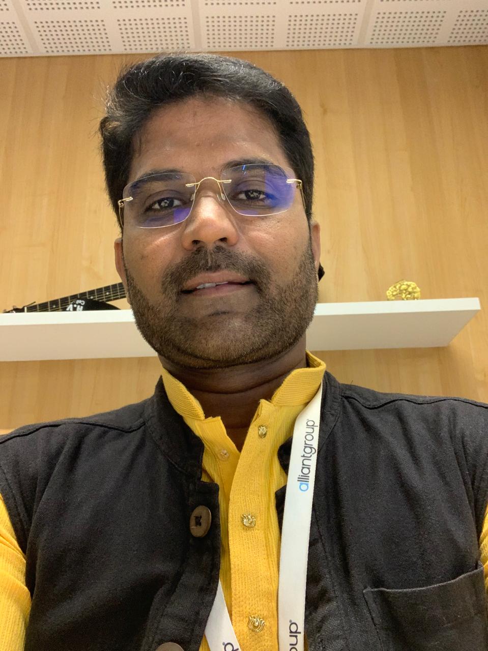 Sri Paramayogi — Founder, NicheMarketEngine